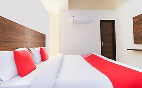 Hotel O Red Ark
